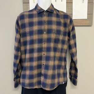 Peter Millar Men’s Plaid Button Collared Down Long Sleeve Pocket Shirt- Medium